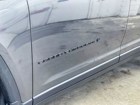 New 2025 Jeep Grand Cherokee Limited w/ MOPAR Finishing Package image 16