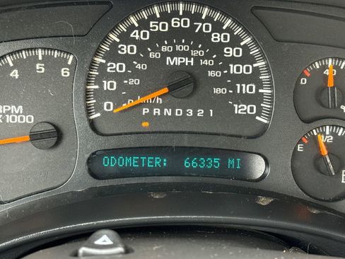 Used 2006 Chevrolet Silverado 3500 2WD Regular Cab image 28