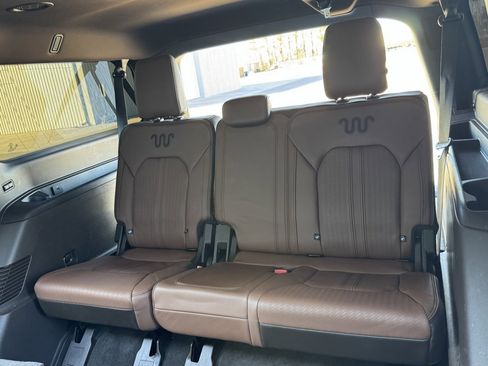 Used 2023 Ford Expedition Max King Ranch image 41