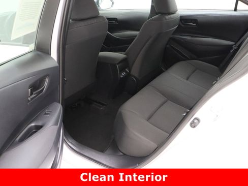 Used 2025 Toyota Corolla LE image 24