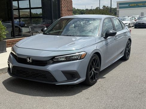 Used 2022 Honda Civic Sport image 1