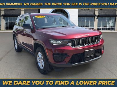 Used 2024 Jeep Grand Cherokee Laredo