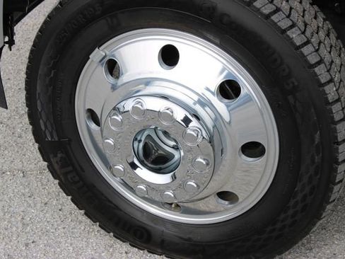 Used 2025 Ford F450 Platinum w/ Platinum Plus Package image 17