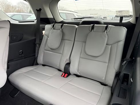 New 2026 Ford Explorer Active w/ Active Comfort Package image 16