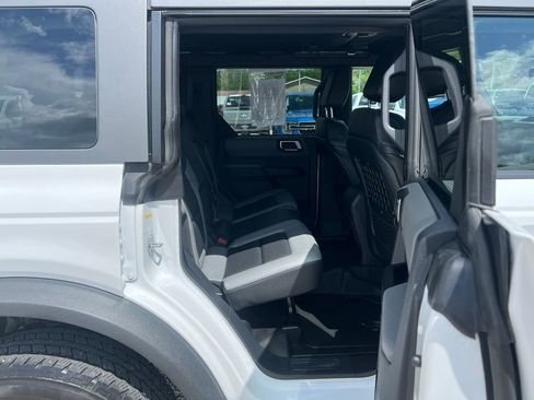 Used 2023 Ford Bronco Big Bend image 19
