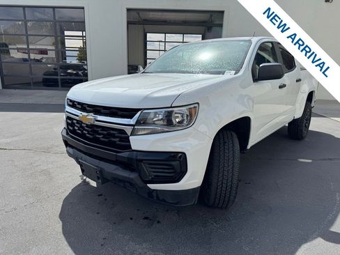 Used 2022 Chevrolet Colorado W/T w/ WT Convenience Package AWD/4WD image 3