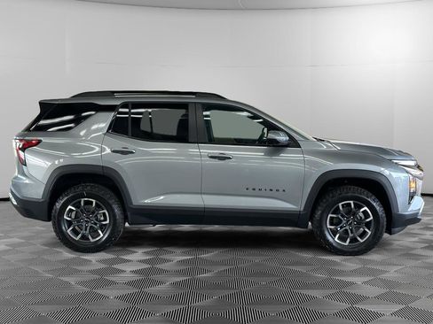 New 2026 Chevrolet Equinox ACTIV AWD/4WD image 3