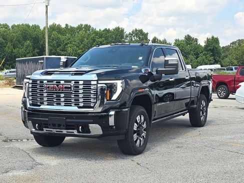 Used 2024 GMC Sierra 2500 Denali w/ Denali Reserve Package AWD/4WD image 1