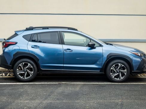 Used 2024 Subaru Crosstrek 2.0i Premium AWD/4WD image 10