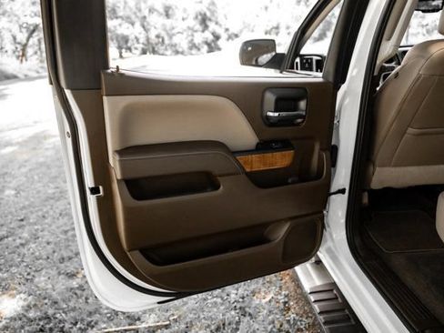 Used 2018 GMC Sierra 1500 SLT AWD/4WD image 23