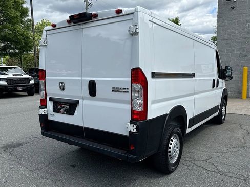 Used 2025 RAM ProMaster 2500 w/ Convenience Group FWD image 7