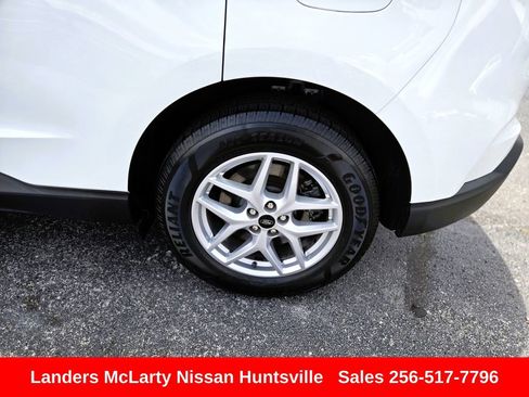Used 2024 Ford Edge SEL AWD/4WD image 12
