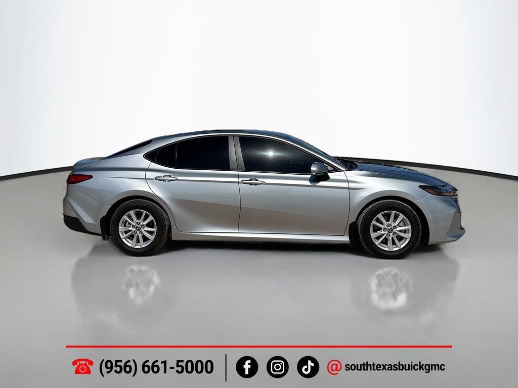 Used 2025 Toyota Camry LE w/ Convenience Package FWD image 9