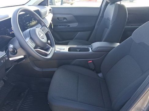 New 2026 Nissan Kicks S image 20