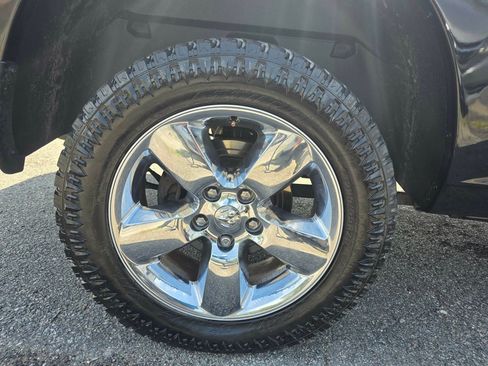 Used 2018 RAM 1500 Express w/ Express Value Package AWD/4WD image 10