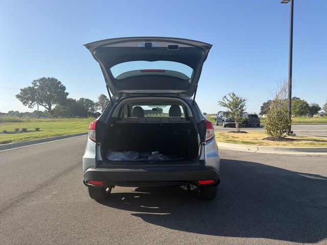 Used 2022 Honda HR-V LX image 17