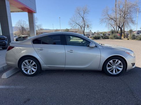 Used 2015 Buick Regal Premium w/ Experience Buick Package image 6