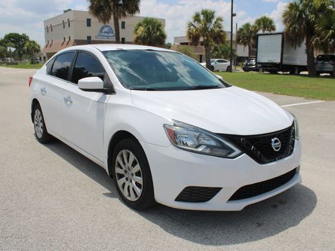 Used 2016 Nissan Sentra S FWD image 16