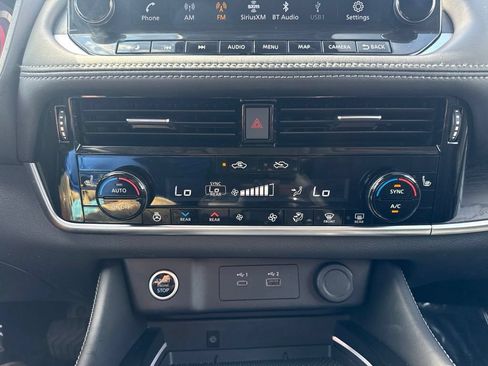 Used 2023 Nissan Rogue Platinum w/ Platinum Premium Package AWD/4WD image 12