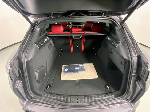 New 2025 Alfa Romeo Stelvio Sprint image 17