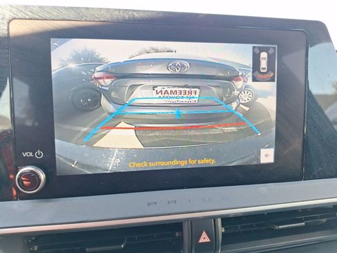 Used 2023 Toyota Prius LE image 20