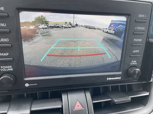 Certified 2022 Toyota RAV4 LE AWD/4WD image 20