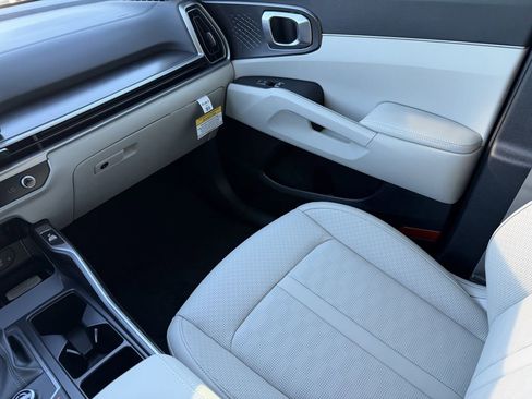 New 2026 Kia Sorento S image 14