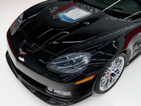 Used 2010 Chevrolet Corvette ZR1 w/ Preferred Equipment Group RWD image 4