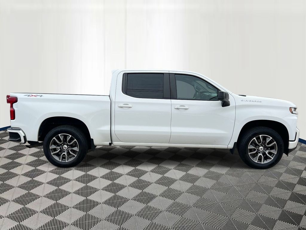 Used 2020 Chevrolet Silverado 1500 RST w/ RST Value Package AWD/4WD image 5
