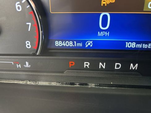 Used 2020 Ford Explorer XLT image 51