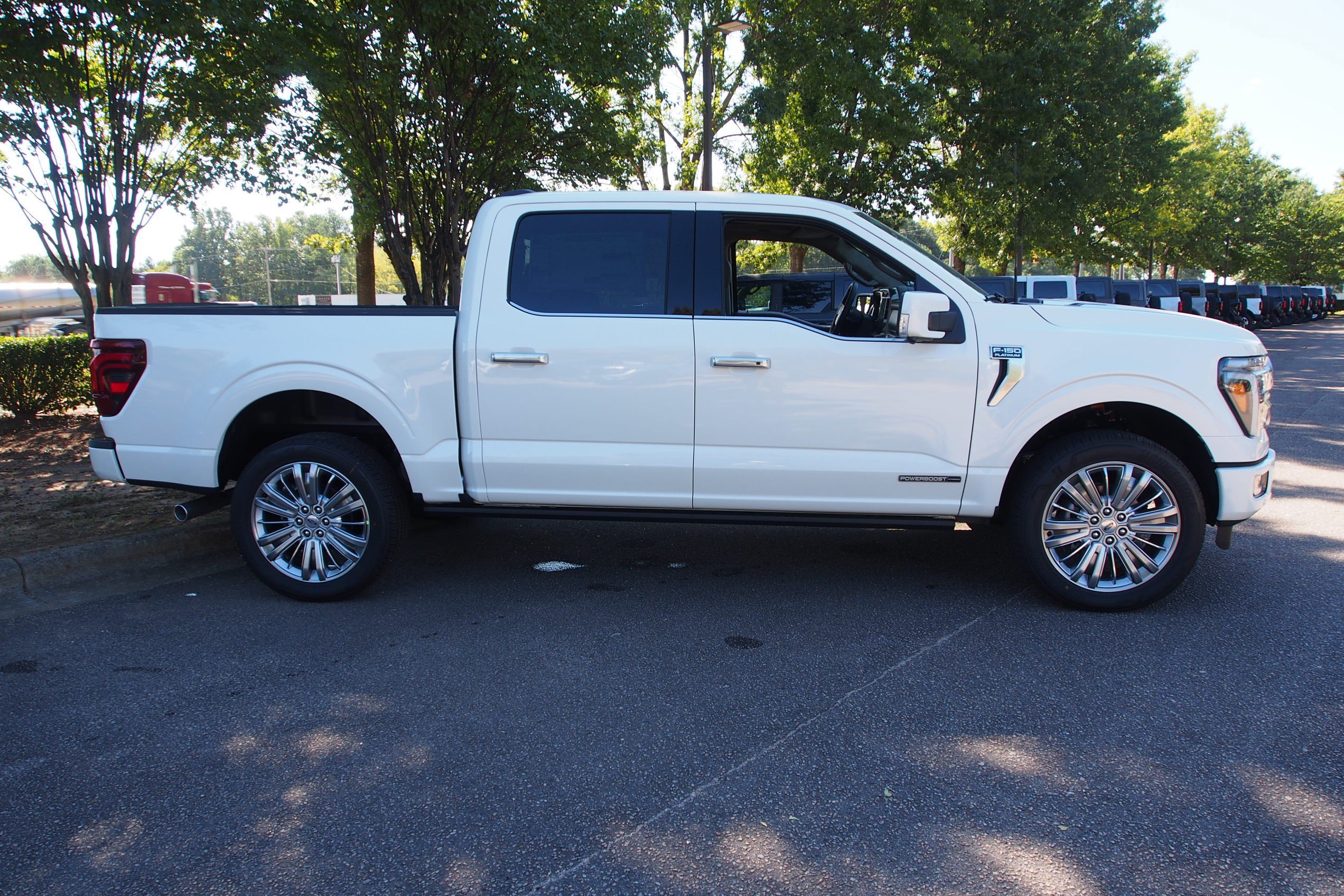 New 2026 Ford F150 Platinum w/ Equipment Group 703A Plus AWD/4WD image 8