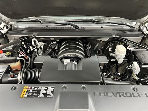 Used 2019 Chevrolet Tahoe LT image 16