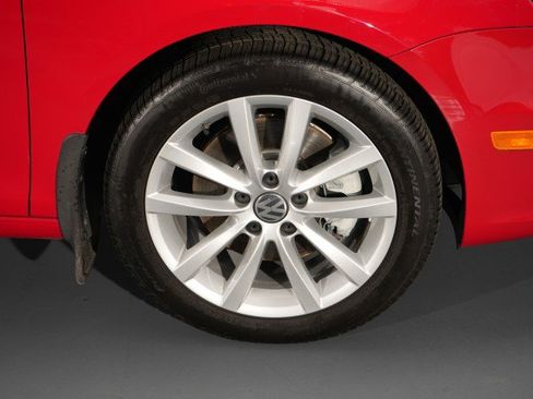 Used 2013 Volkswagen Eos Komfort FWD image 30