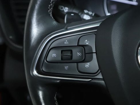 Used 2023 Buick Envision Essence AWD/4WD image 22