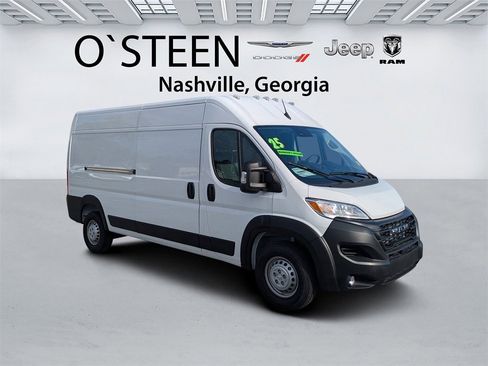 New 2025 RAM ProMaster 2500 w/ Premium Convenience Group image 1