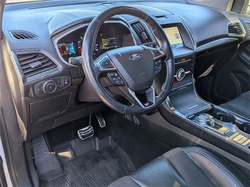 Used 2019 Ford Edge ST w/ Equipment Group 401A image 11