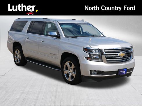 Used 2020 Chevrolet Suburban Premier AWD/4WD image 1