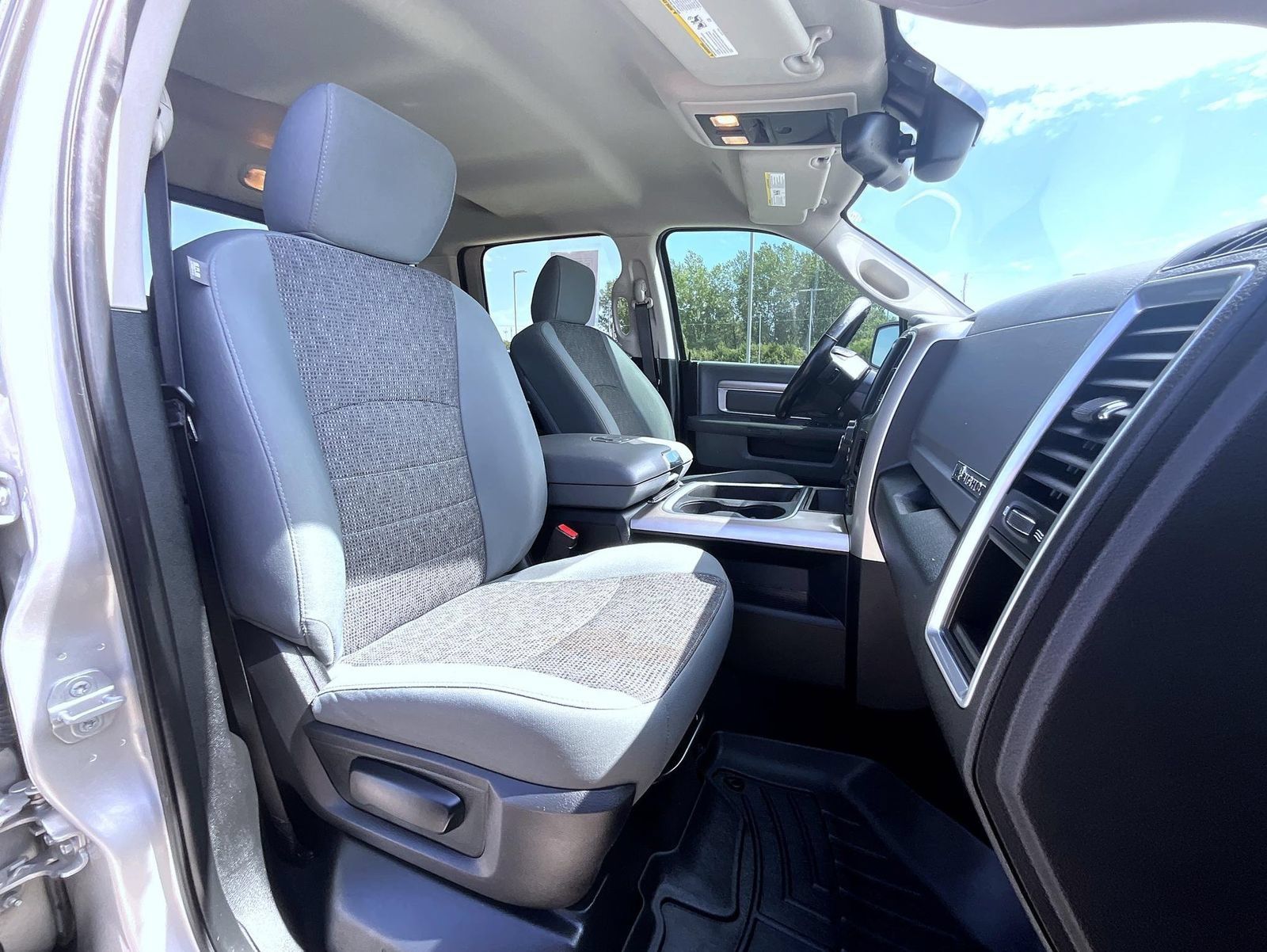 Used 2018 RAM 1500 Big Horn AWD/4WD image 17
