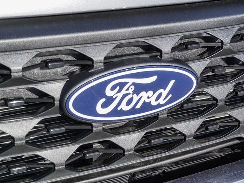 New 2026 Ford Maverick XL FWD image 11