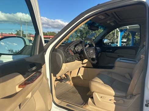 Used 2007 Chevrolet Avalanche LT w/ LT Preferred Equipment Group image 7