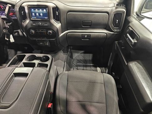 Used 2019 Chevrolet Silverado 1500 Custom w/ Trailering Package AWD/4WD image 24