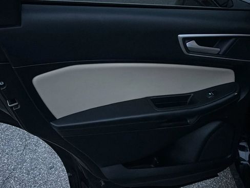 Used 2021 Ford Edge SEL w/ Cargo Accessory Package FWD image 11