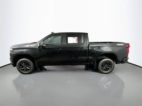 Used 2021 Chevrolet Silverado 1500 LT Trail Boss w/ Convenience Package II image 5