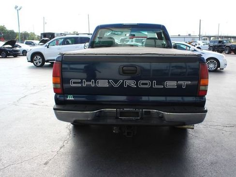 Used 2000 Chevrolet Silverado 1500 Regular Cab Short Bed w/ Exterior Appearance Pkg image 6