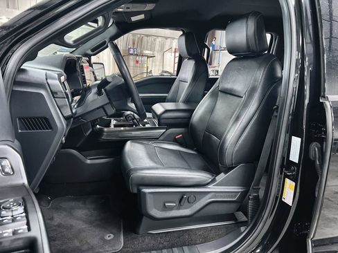 Used 2022 Ford F150 XLT w/ Equipment Group 302A High image 11