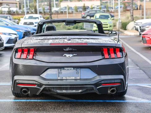 Used 2024 Ford Mustang Convertible image 22