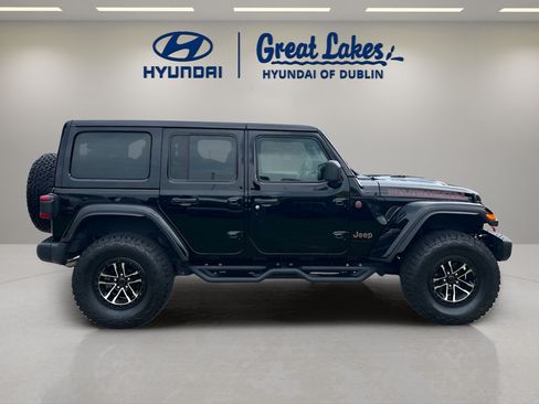 Used 2024 Jeep Wrangler Unlimited Rubicon AWD/4WD image 6