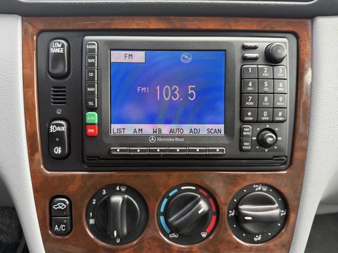 Used 2001 Mercedes-Benz ML 320 4MATIC image 18