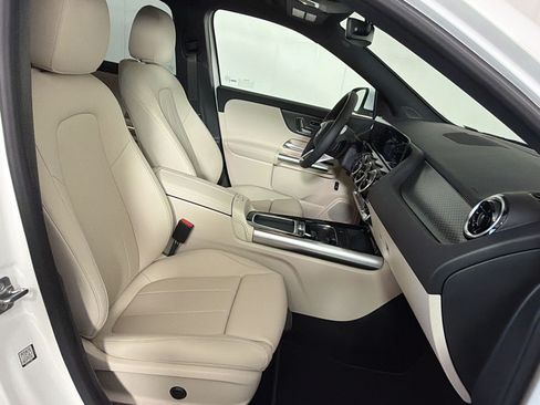 Used 2026 Mercedes-Benz GLA 250 4MATIC image 22