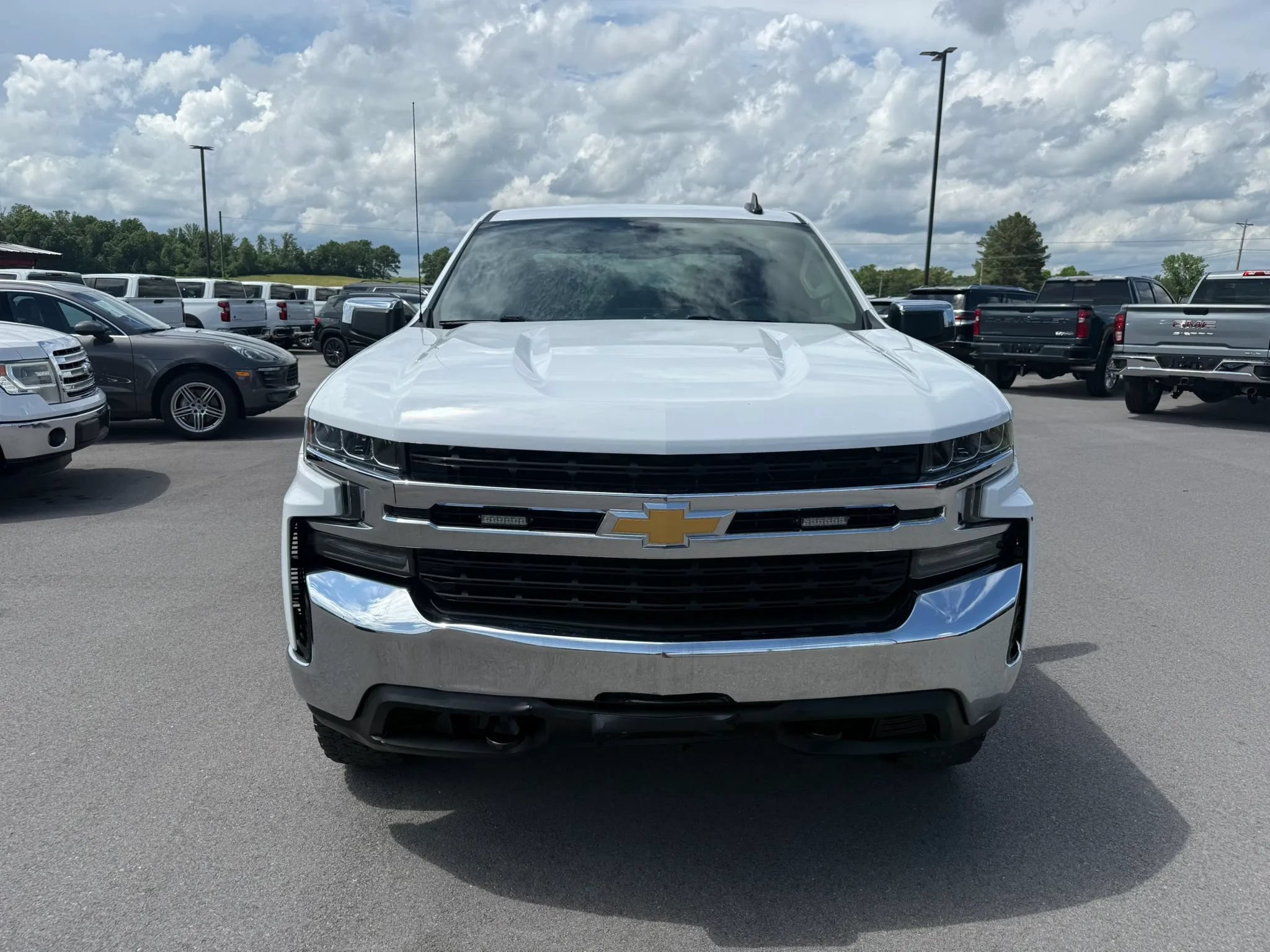 Used 2020 Chevrolet Silverado 1500 LT w/ Z71 Off-Road Package AWD/4WD image 6